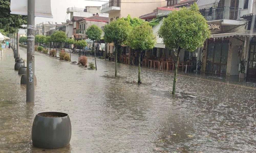 Σε κατάσταση έκτακτης ανάγκης τα Ιωάννινα μετά την θεομηνία